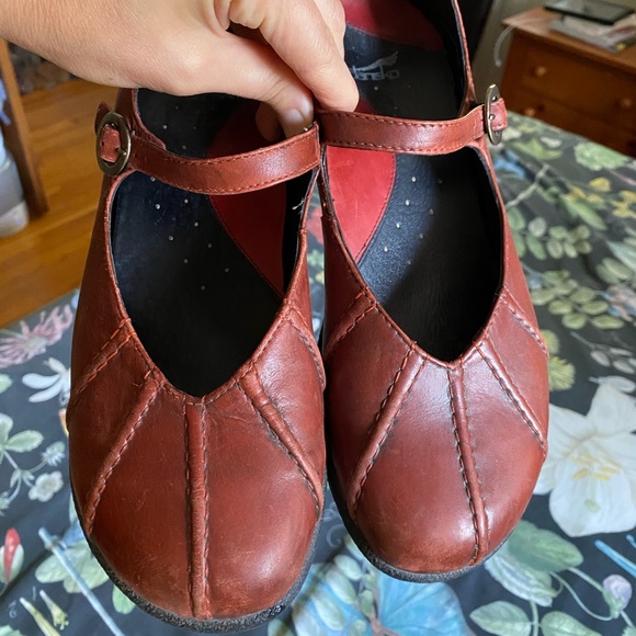 dansko mary jane sandals